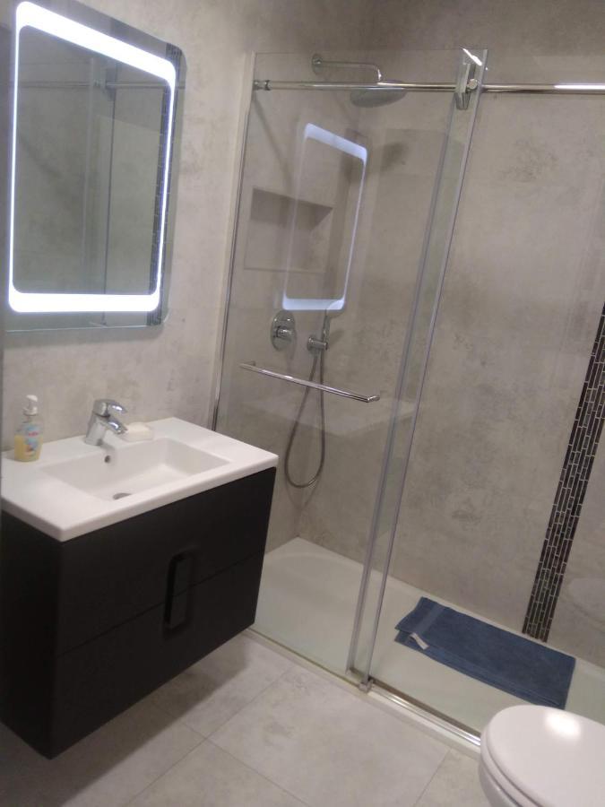Atkacs Home Győr Buitenkant foto