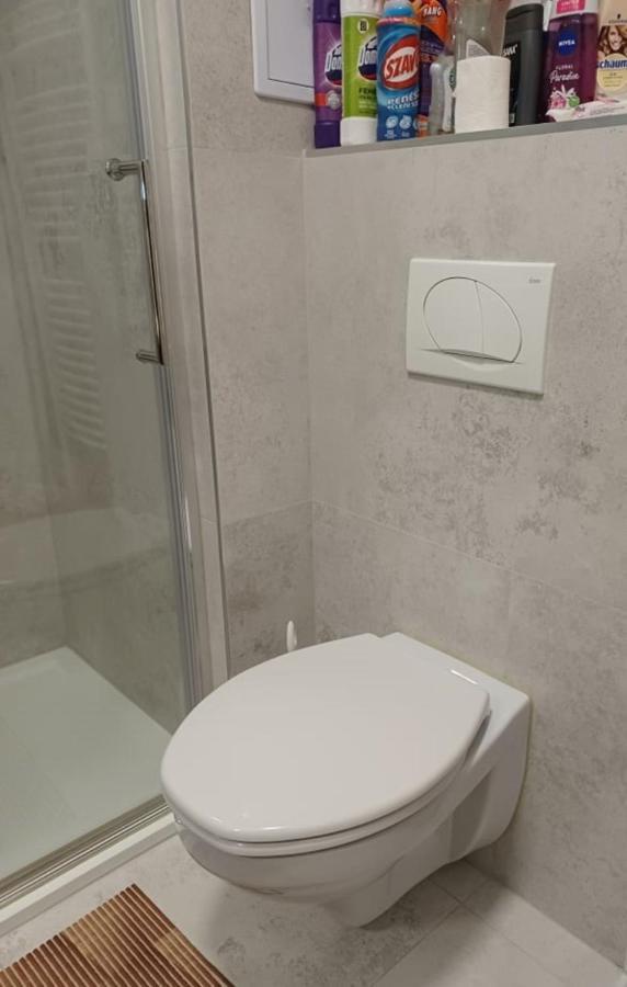 Atkacs Home Győr Buitenkant foto
