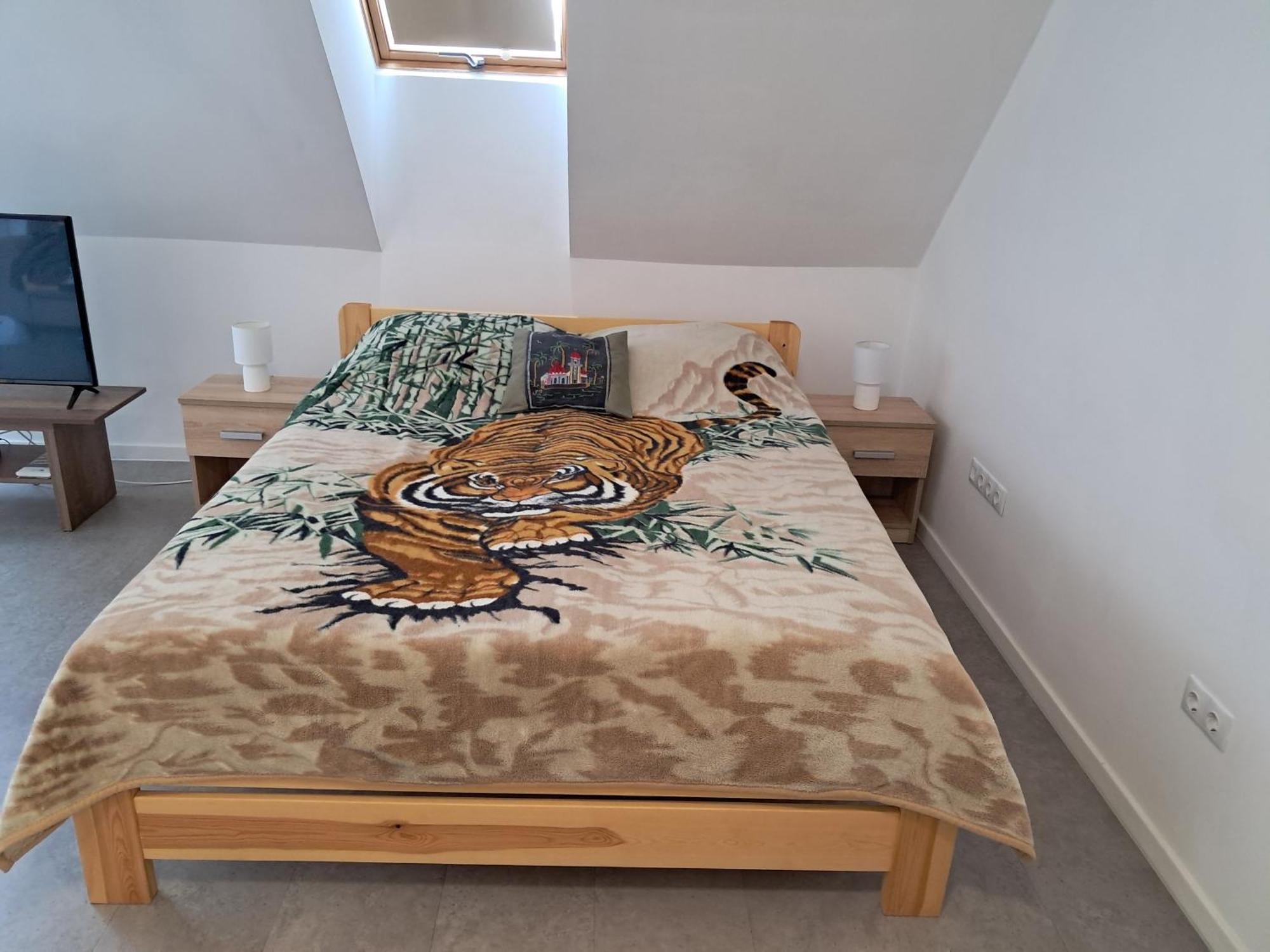 Atkacs Home Győr Buitenkant foto